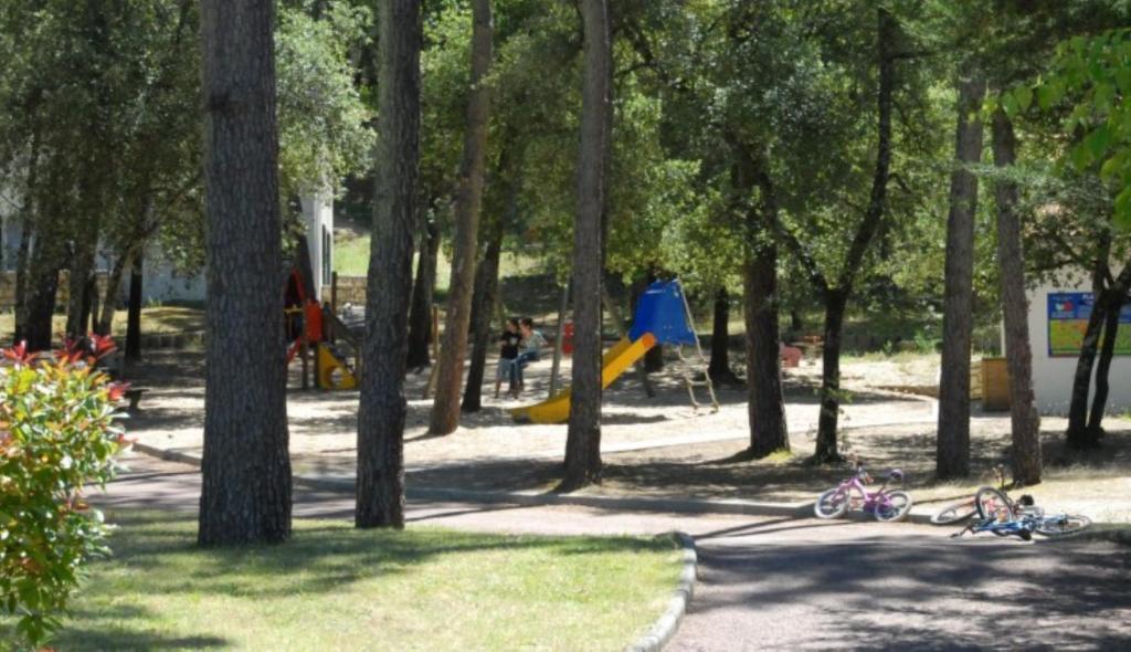 Camping Ocean Vacances Saint-Georges-de-Didonne Bagian luar foto